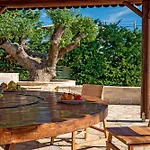 Amor Villa