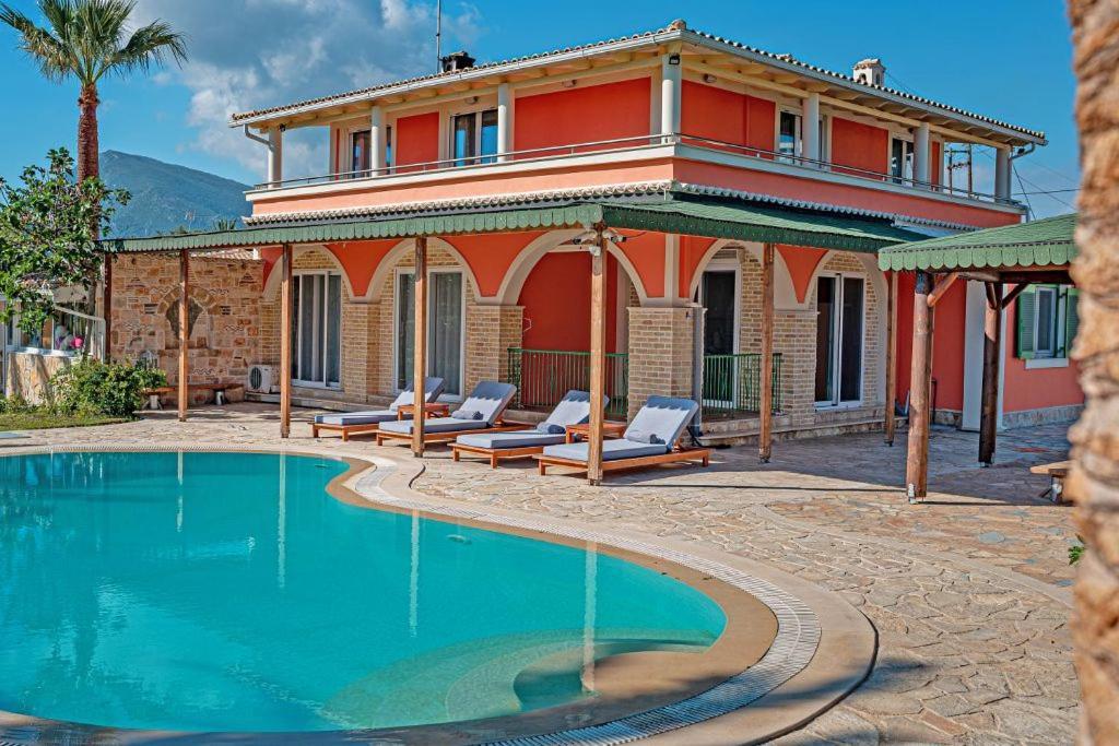 Amor Villa Laganas